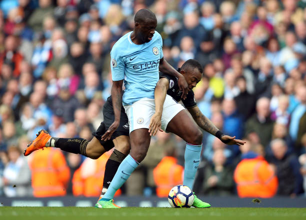 為皇馬鎖定 為皇馬鎖定